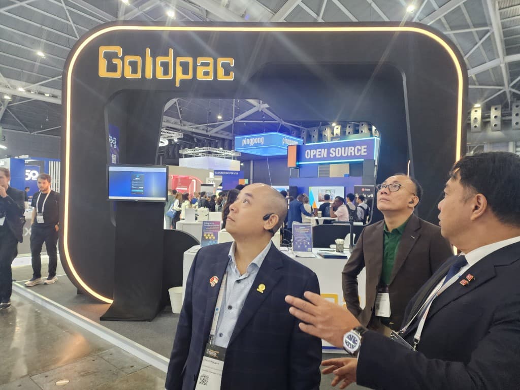 Interaction with international visitors